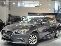 2016 Mazda Axela