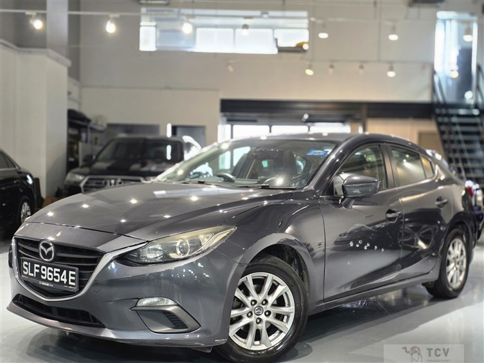 2016 Mazda Axela