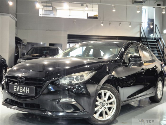 2016 Mazda Axela