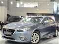 2016 Mazda Axela