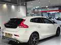 2017 Volvo V40
