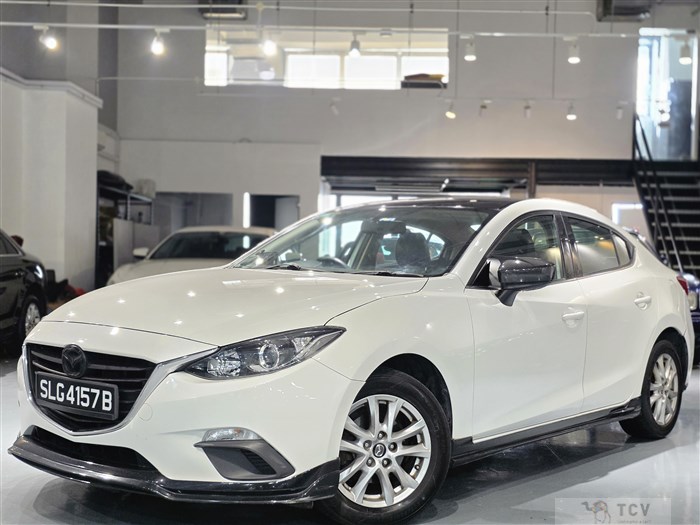 2016 Mazda Axela