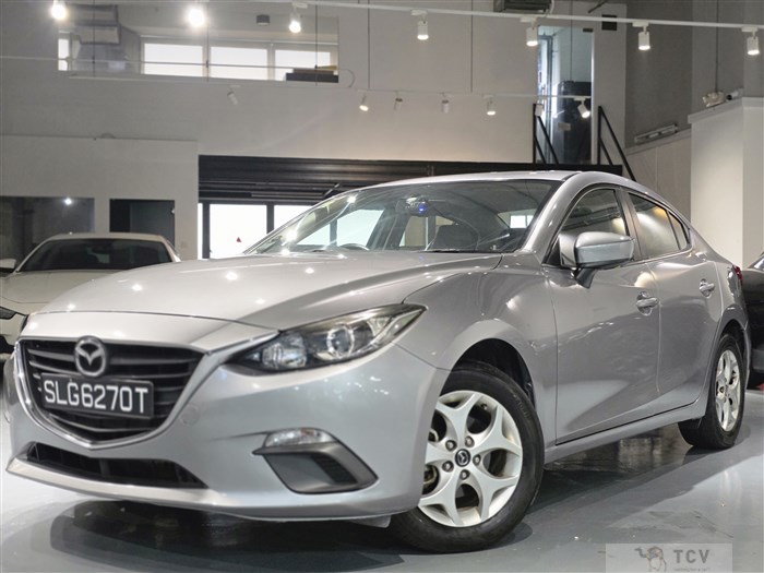 2016 Mazda Axela