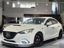 2016 Mazda Axela