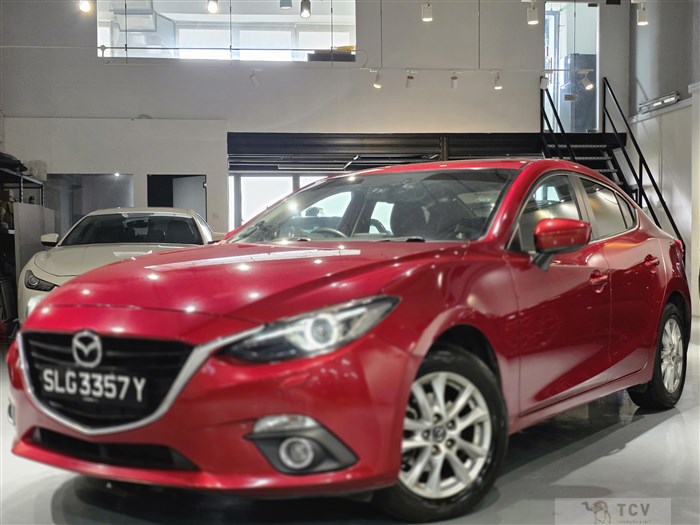 2016 Mazda Axela