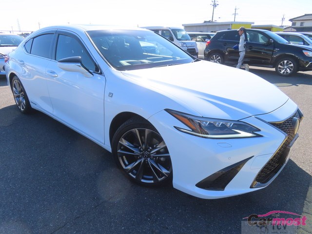2019 Lexus ES