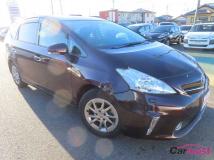 2014 Toyota PRIUS α