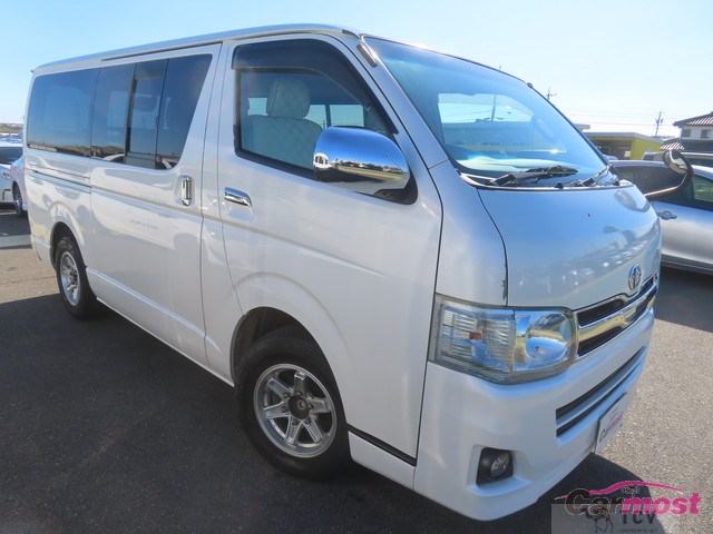 2011 Toyota Hiace Van