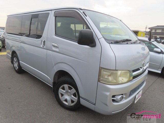 2006 Toyota Hiace Van