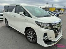 2015 Toyota Alphard Hybrid