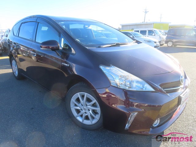 2014 Toyota PRIUS α