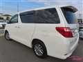 2013 Toyota Alphard Hybrid