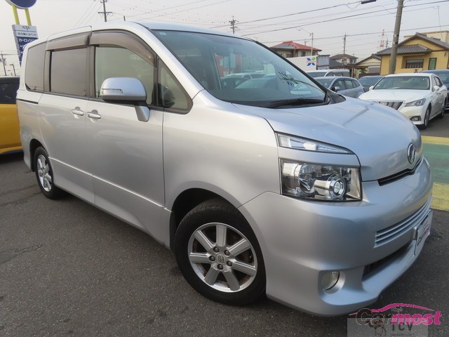 2009 Toyota Voxy