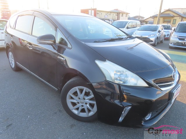 2012 Toyota PRIUS α