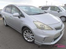 2011 Toyota PRIUS α