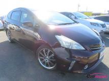 2013 Toyota PRIUS α