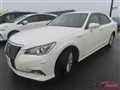 2017 Toyota Crown Hybrid
