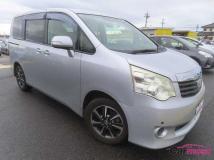 2012 Toyota Noah