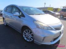 2013 Toyota PRIUS α