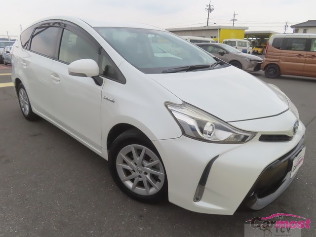 2015 Toyota PRIUS α