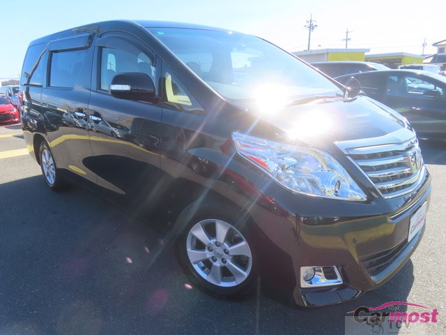 2013 Toyota Alphard