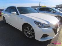 2017 Toyota Crown Hybrid