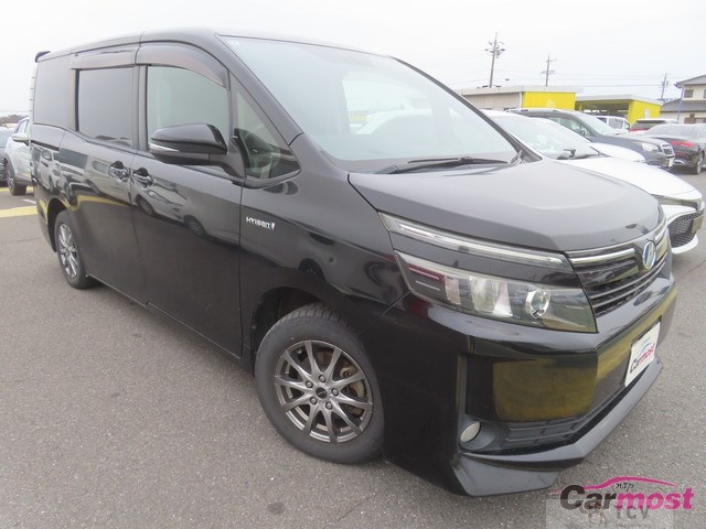 2015 Toyota Voxy