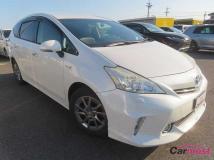 2014 Toyota PRIUS α