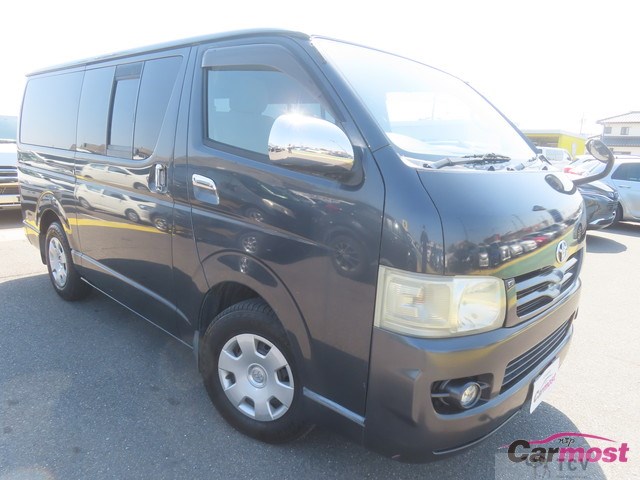 2005 Toyota Hiace Van