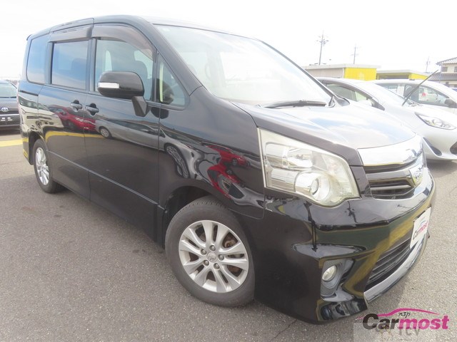 2013 Toyota Noah