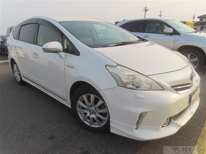 2012 Toyota PRIUS α