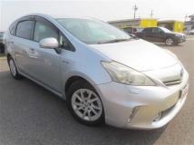 2011 Toyota PRIUS α