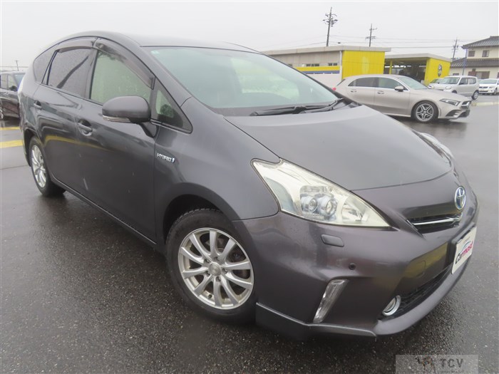 2012 Toyota PRIUS α