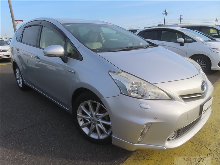 2012 Toyota PRIUS α
