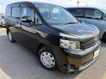 2009 Toyota Voxy