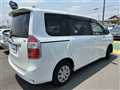 2007 Toyota Noah