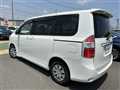 2007 Toyota Noah