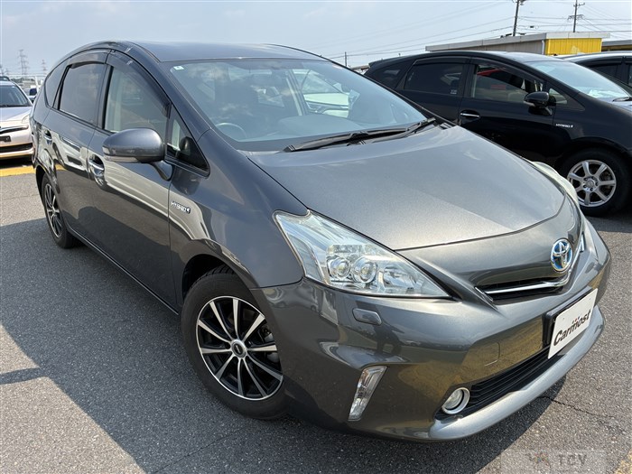 2014 Toyota PRIUS α