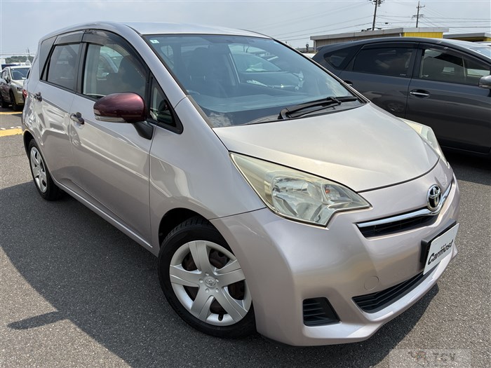 2012 Toyota Ractis