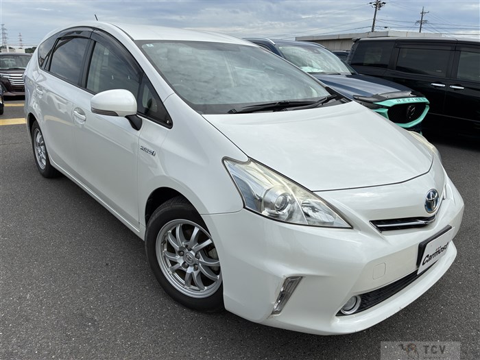 2012 Toyota PRIUS α