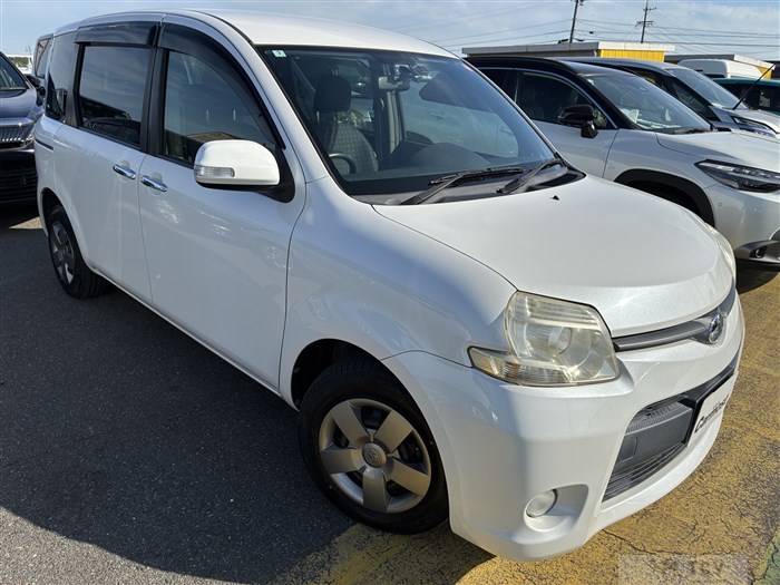 2012 Toyota Sienta