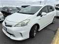 2013 Toyota PRIUS α