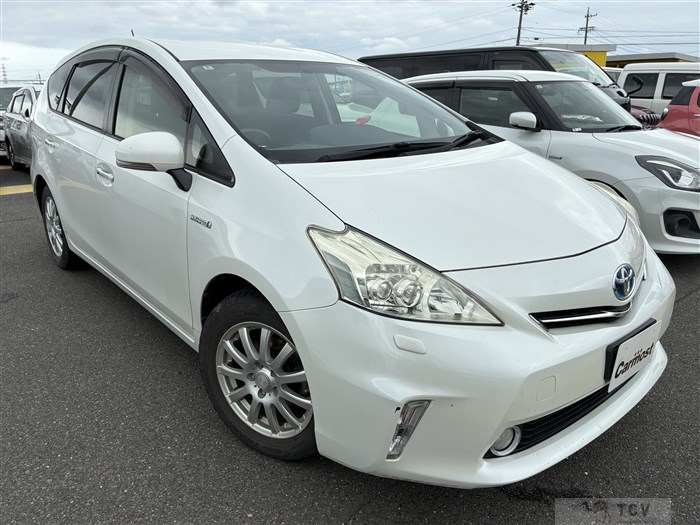 2014 Toyota PRIUS α