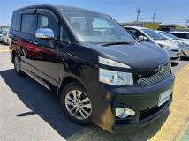 2012 Toyota Voxy