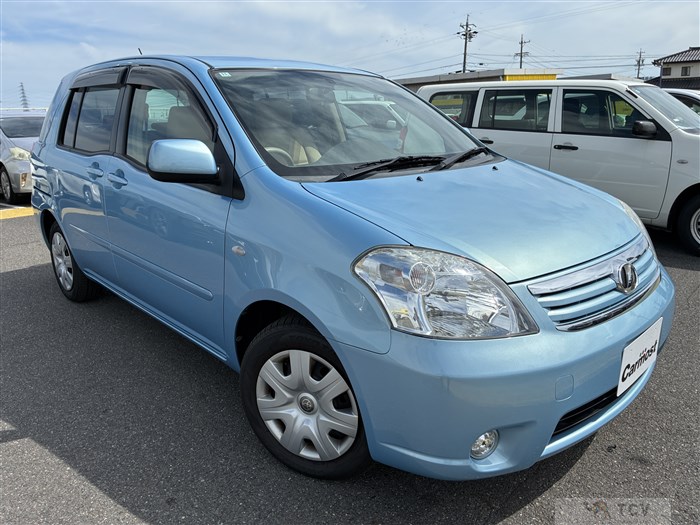 2010 Toyota Raum