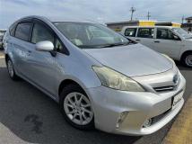 2011 Toyota PRIUS α