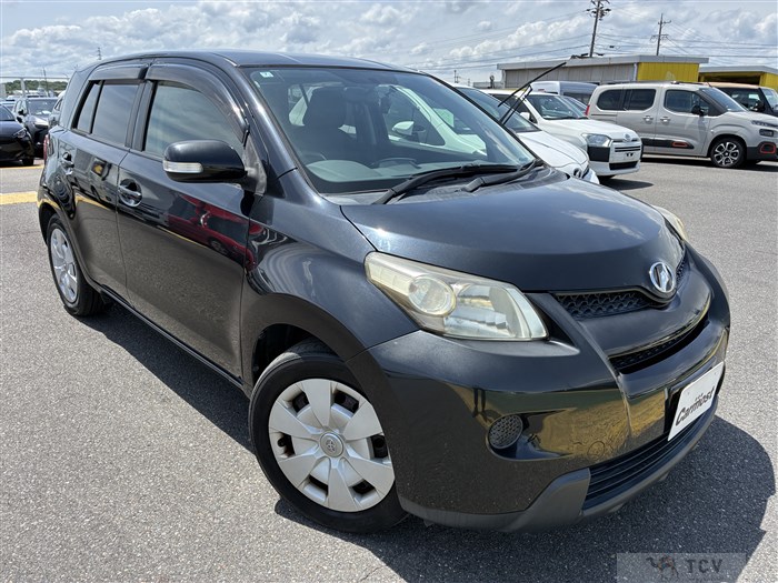 2010 Toyota IST