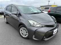 2015 Toyota PRIUS α