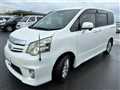 2011 Toyota Noah
