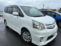 2011 Toyota Noah